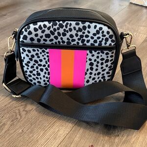 Black and Pink Crossbody Camera Bag